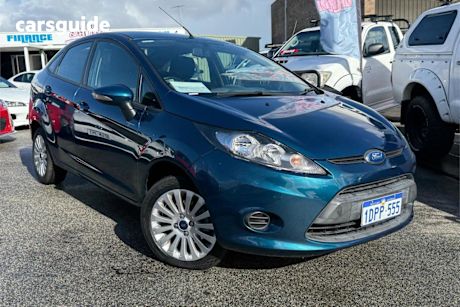 Blue 2010 Ford Fiesta Sedan LX