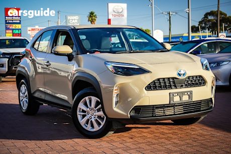 Beige 2023 Toyota Yaris Cross Wagon GX Hybrid (awd)