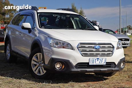 White 2017 Subaru Outback Wagon 2.0D