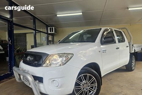 White 2011 Toyota Hilux Ute Tray SR
