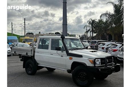 White 2018 Toyota Landcruiser Double Cab Chassis Workmate (4X4)