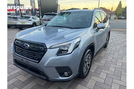 Silver 2023 Subaru Forester SUV 2.5I 4WD