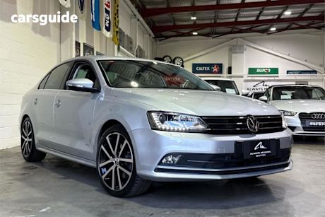 Silver 2015 Volkswagen Jetta Sedan 155 TSI Highline Sport