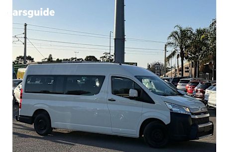 White 2019 Toyota Hiace Bus Commuter (12 Seats)