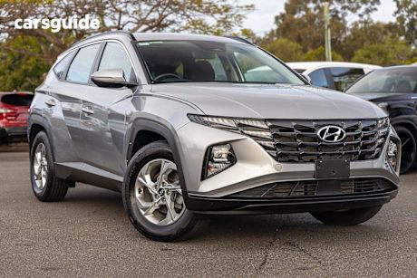 Silver 2023 Hyundai Tucson SUV F