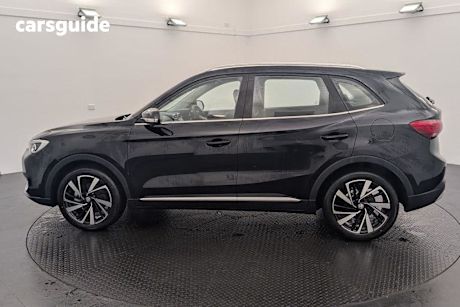 Black 2025 MG ZS Wagon Essence Turbo