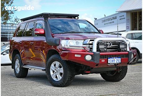 Red 2017 Toyota Landcruiser SUV GXL 4X4