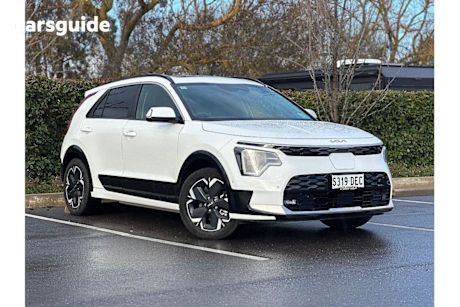 White 2023 Kia Niro Wagon EV GT-Line Grey C Pillar
