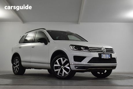 White 2018 Volkswagen Touareg Wagon MONOCHROME 4WD