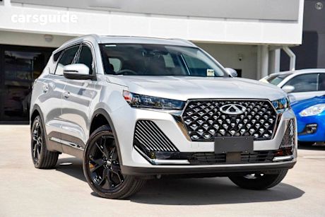 Silver 2025 Chery Tiggo 7 PRO SUV SE+ F
