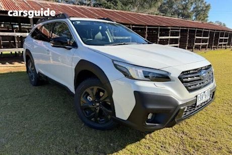 White 2022 Subaru Outback Wagon AWD Sport