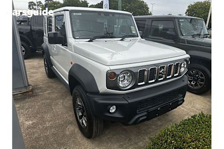 White 2025 Suzuki Jimny Wagon XL