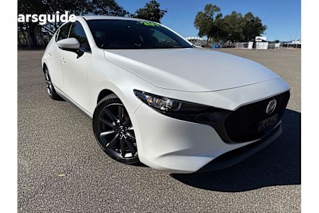 White 2019 Mazda 3 Hatchback G20 Touring