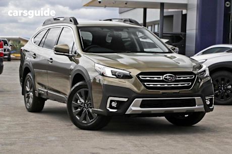 Green 2025 Subaru Outback Wagon AWD 4WD