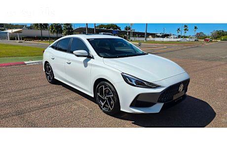 White 2024 MG MG5 Sedan Essence