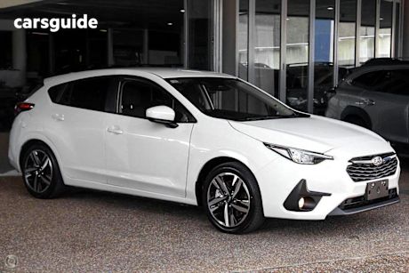 White 2024 Subaru Impreza Hatch 2.0L 4WD