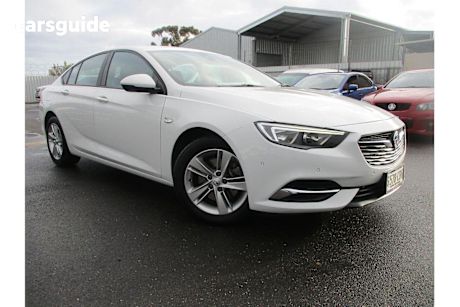 White 2018 Holden Commodore Hatch LT F