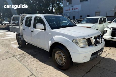 White 2013 Nissan Navara Dual Cab Pick-up RX (4X2)