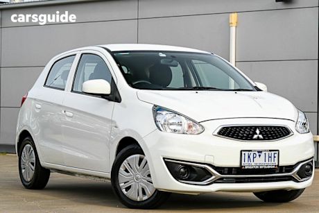 White 2017 Mitsubishi Mirage Hatchback ES