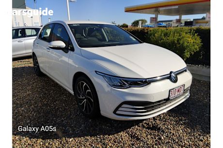 White 2023 Volkswagen Golf Hatchback 110TSI Life