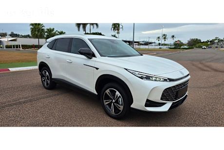 White 2025 MG HS Wagon Vibe