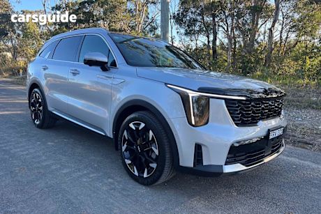 Silver 2024 Kia Sorento Wagon GT-LINE 4X4