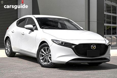 White 2025 Mazda 3 Hatchback G20 Pure