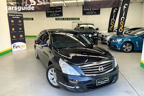 Black 2011 Nissan Maxima Sedan 250 ST-L
