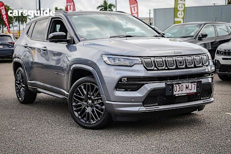 Silver 2023 Jeep Compass Wagon S-Limited