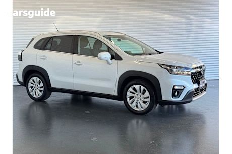 White 2022 Suzuki S-Cross Hatch TURBO F
