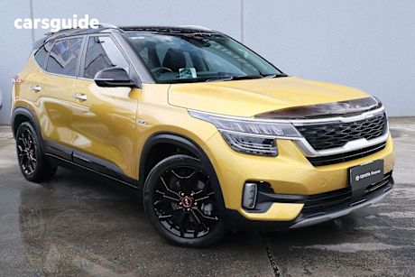Yellow 2020 Kia Seltos Wagon GT Line (awd) (two-Tone)
