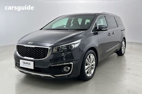 Grey 2018 Kia Carnival Wagon Platinum
