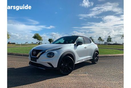 White 2024 Nissan Juke Hatchback Ti