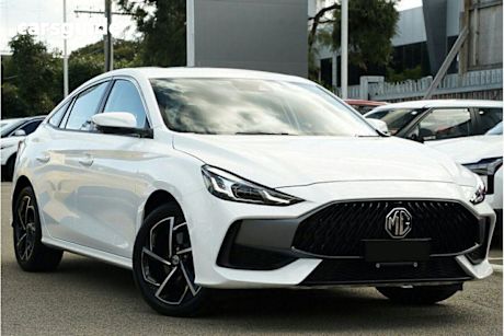 White 2025 MG MG5 Sedan ESSENCE F