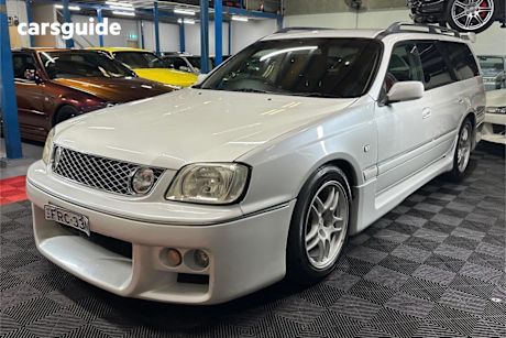 White 1997 Nissan Stagea Wagon 260RS