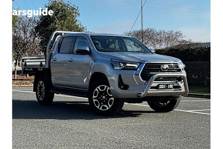 Silver 2023 Toyota Hilux OtherCar SR5 4X4