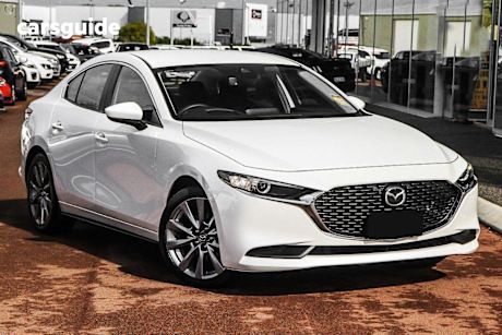 White 2020 Mazda Mazda3 Sedan G25 EVOLVE F