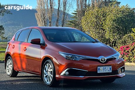 Orange 2018 Toyota Corolla Hatchback Ascent Sport