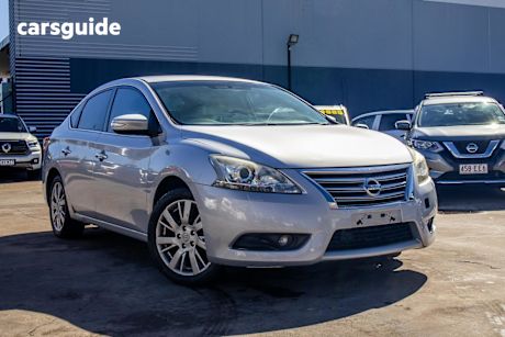 Silver 2013 Nissan Pulsar Sedan TI