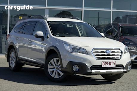 White 2015 Subaru Outback Wagon 2.5I