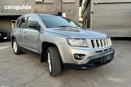 Silver 2015 Jeep Compass Wagon Sport (4X2)