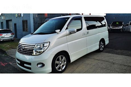 White 2008 Nissan Elgrand Wagon
