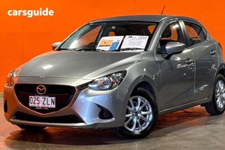 Silver 2014 Mazda 2 Hatchback Maxx