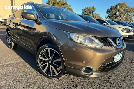 Brown 2016 Nissan Qashqai Wagon TI (4X2)