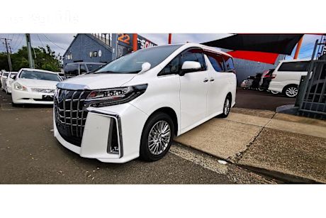 White 2022 Toyota Alphard OtherCar