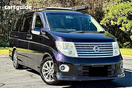 Black 2006 Nissan Elgrand Wagon