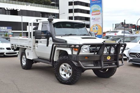 White 2015 Toyota Landcruiser Cab Chassis GXL (4X4)