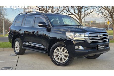 Black 2017 Toyota Landcruiser SUV SAHARA 4X4