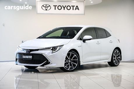 White 2020 Toyota Corolla Hatchback ZR Hybrid