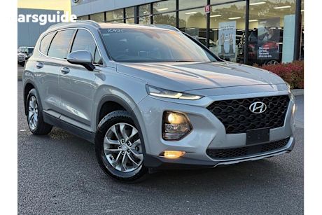 Silver 2020 Hyundai Santa FE SUV ACTIVE F
